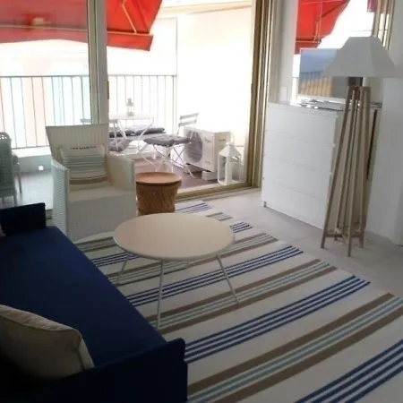Menton, 1 Piece, 2 Personnes - Fr-1-196-177 Apartman Menton